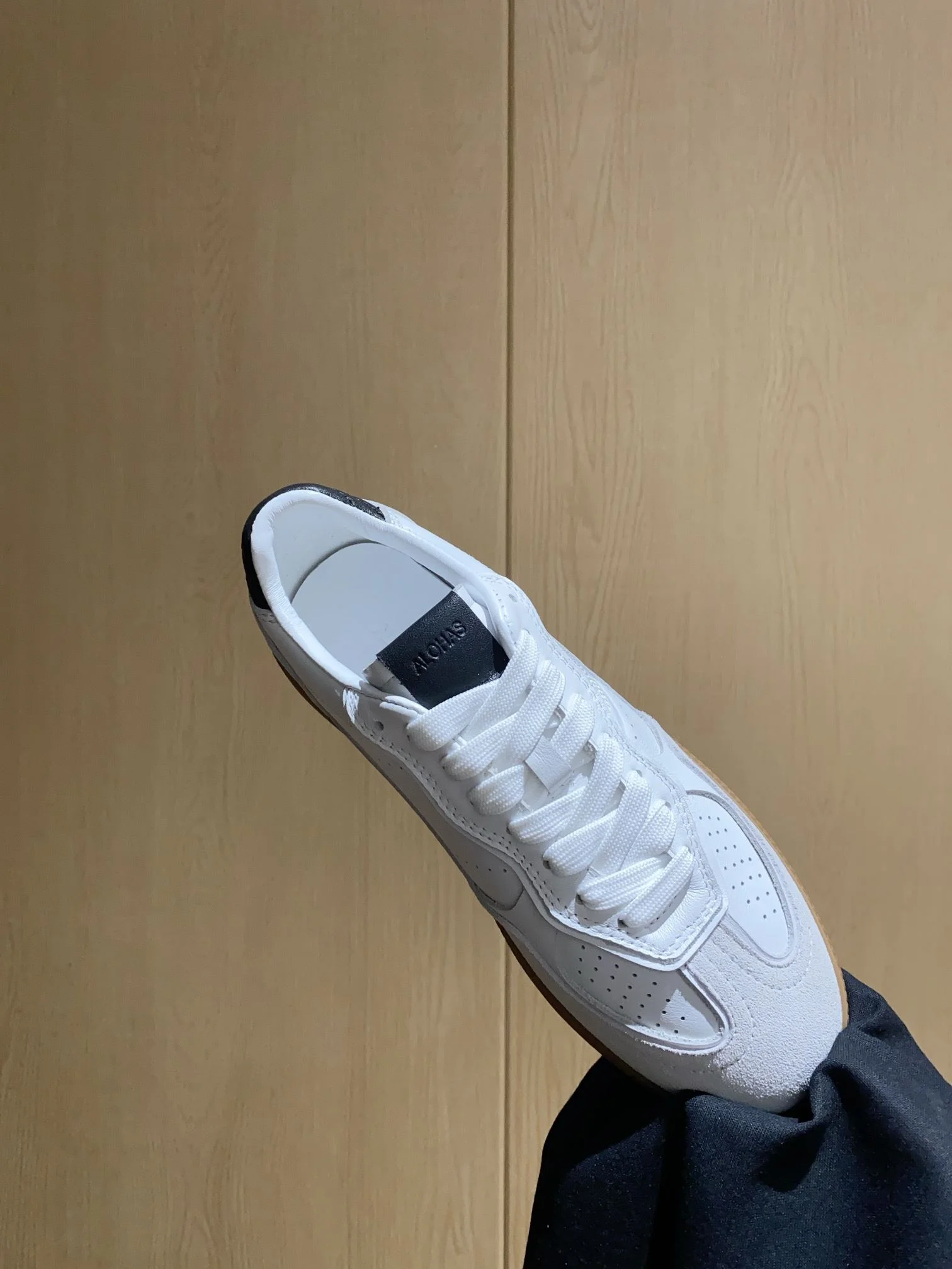 Alohas Shoes Practical 8522