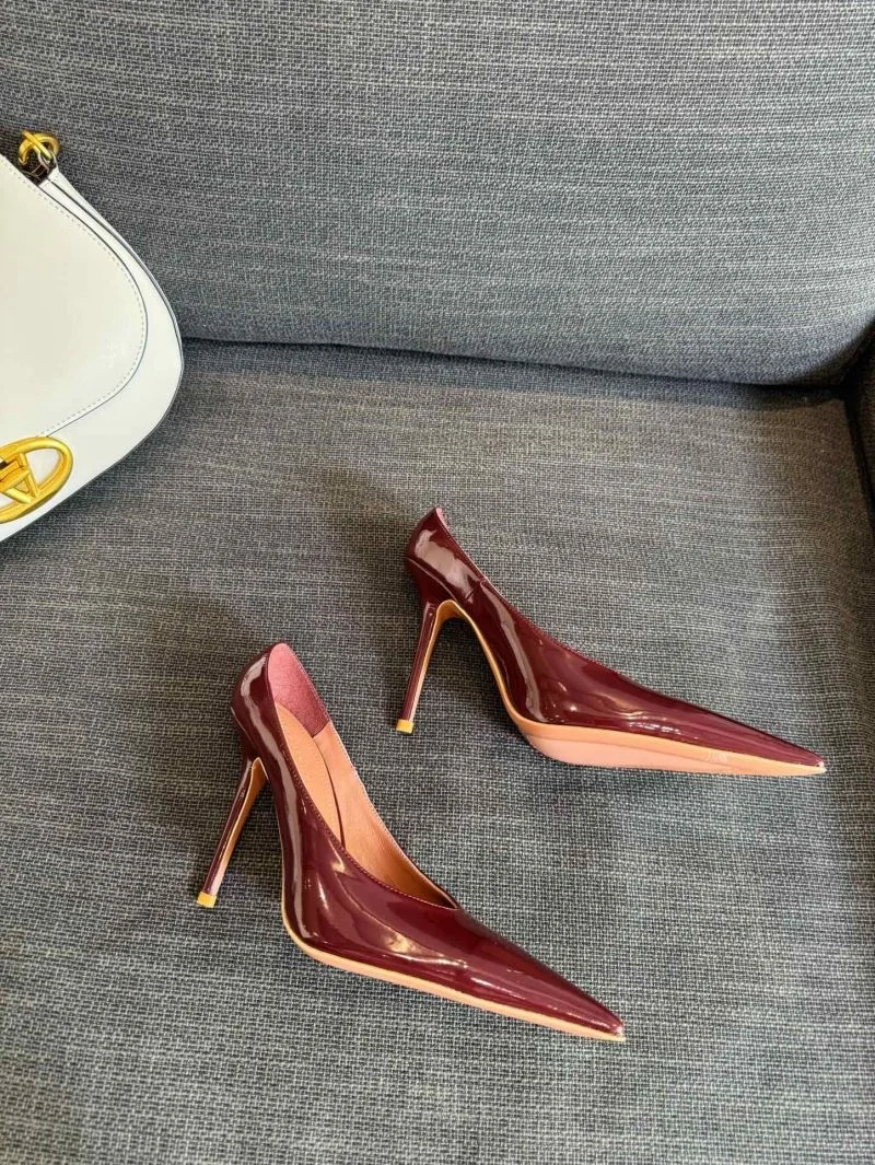 Amina Muaddi Shoes OnTrend 16052