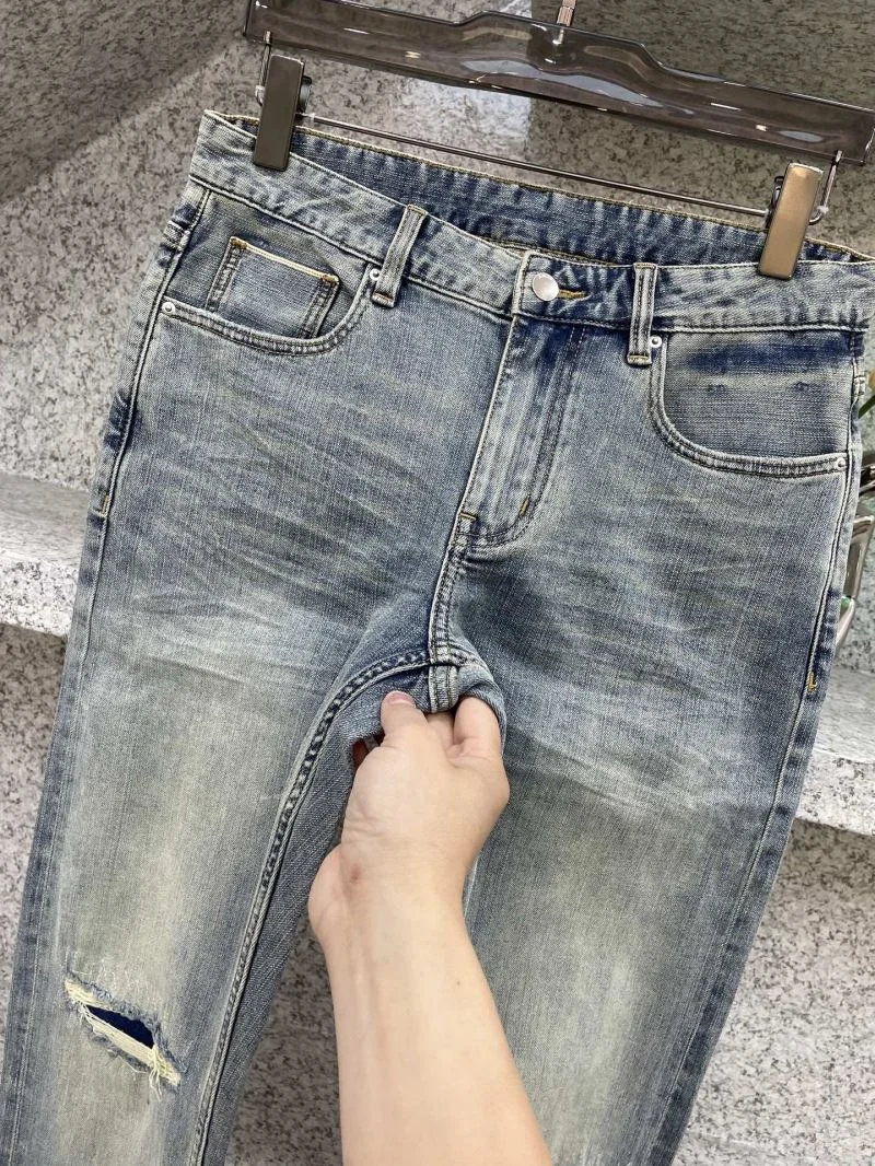 WaterResistant Amiri Jeans 163388