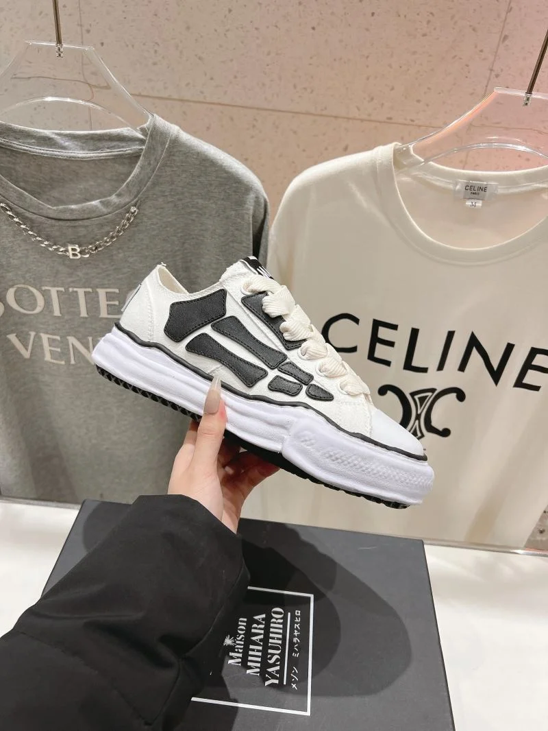 Amiri Shoes Sporty 13050