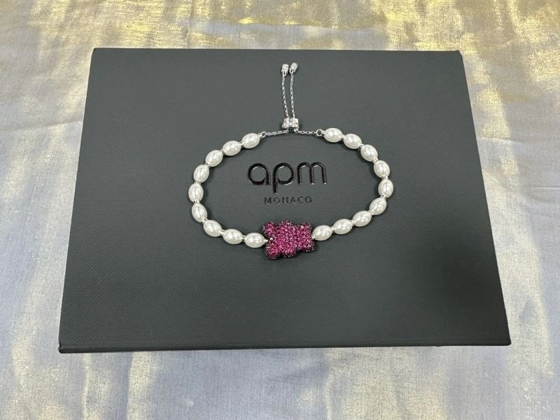 UrbanChic Apm Bracelets 215385