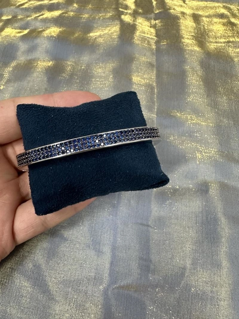 Breathable Apm Bracelets 215334