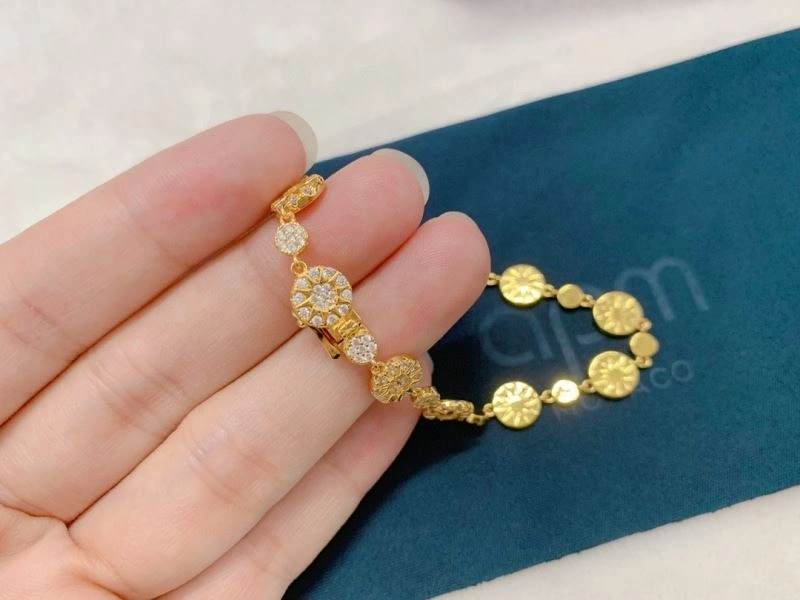 Popular Apm Bracelets 215330