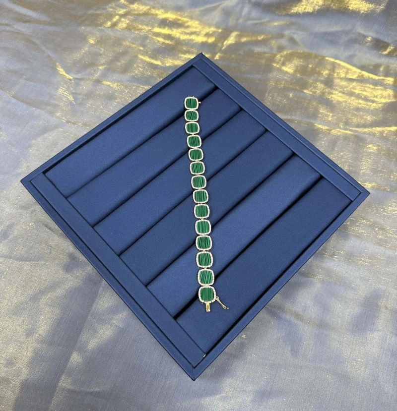 Apm Bracelets Versatile 215307