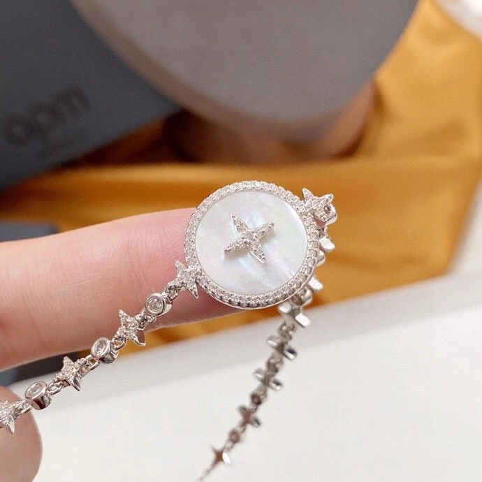 Apm Bracelets Sophisticated 215303