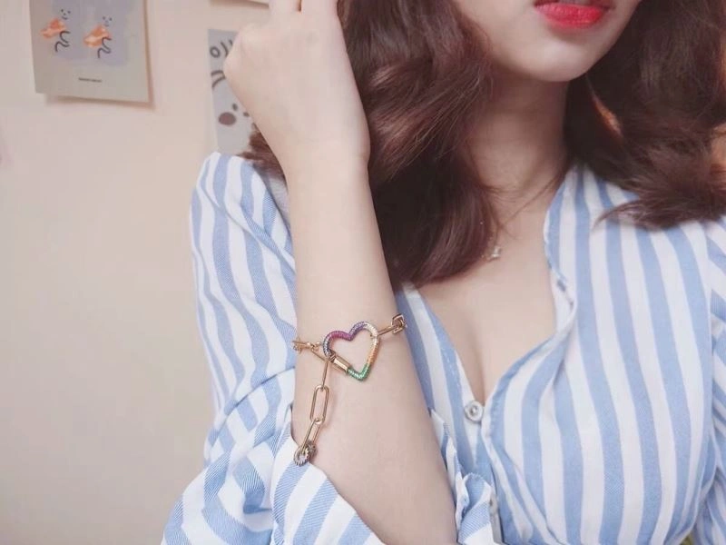 Attractive Apm Bracelets 215313