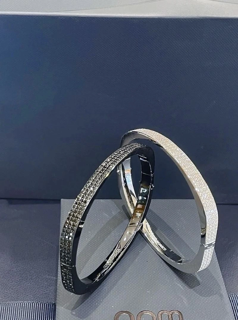 Lightweight Apm Bracelets 215118