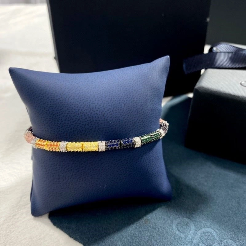 RelaxedFit Apm Bracelets 215039