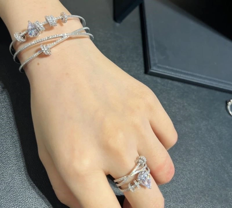 Timeless Apm Bracelets 214939