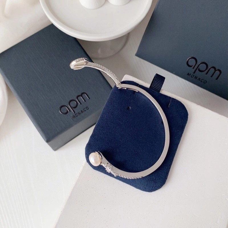 Stylish Apm Bracelets 214727