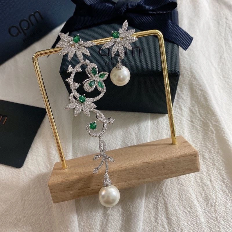 Fashionable Apm Earrings 215382