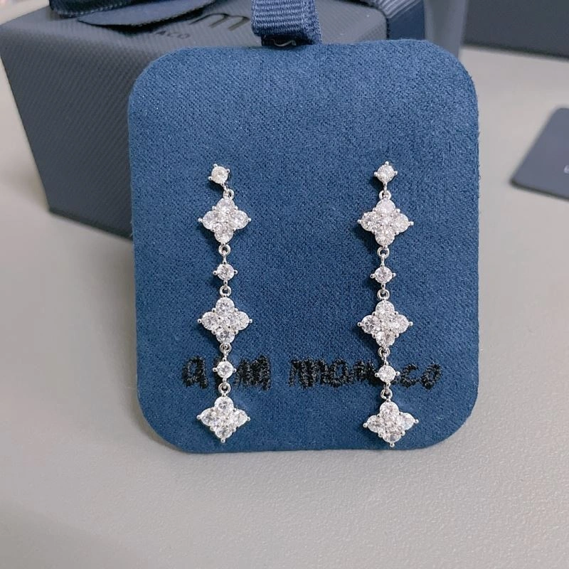 Apm Earrings Practical 215386