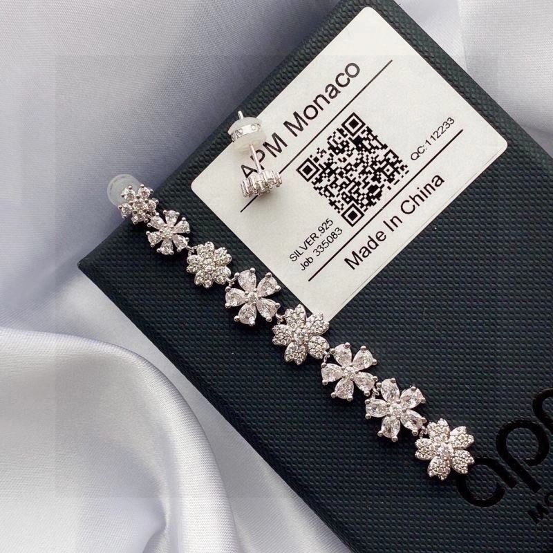Apm Earrings Attractive 215409