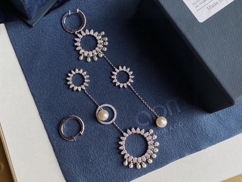 Apm Earrings Tailored 215354
