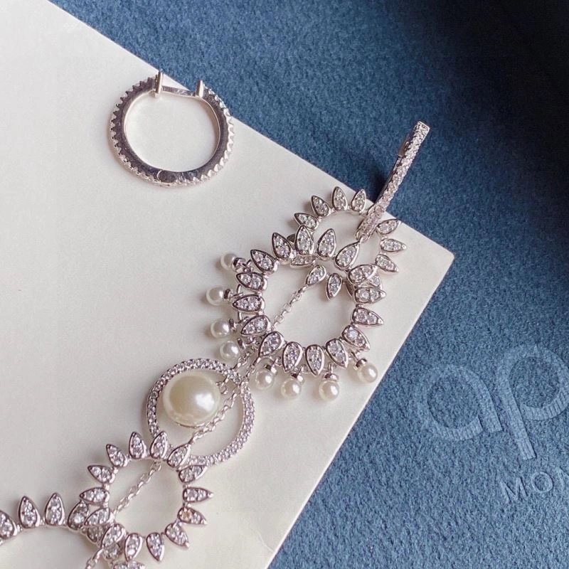Apm Earrings Tailored 215354