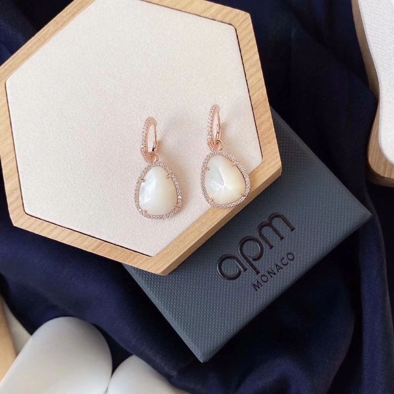 Apm Earrings Resilient 215257