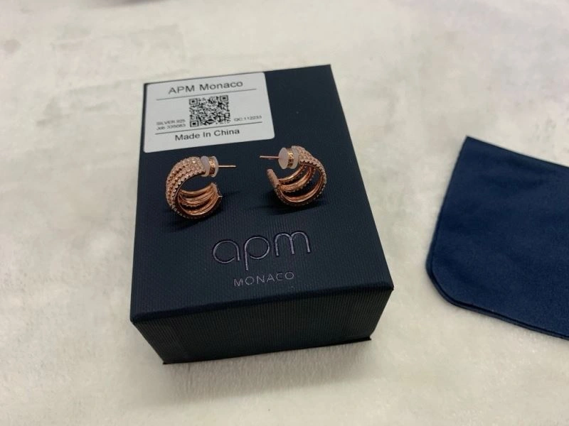 Classic Apm Earrings 215250