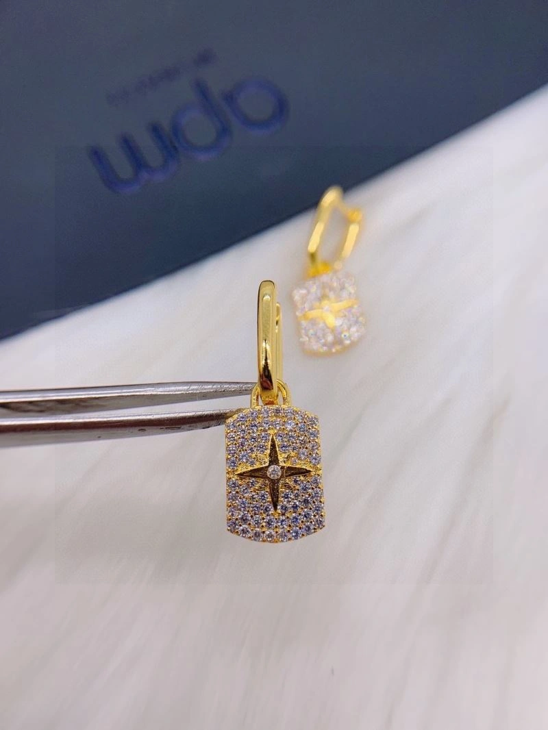Apm Earrings Supportive 215235