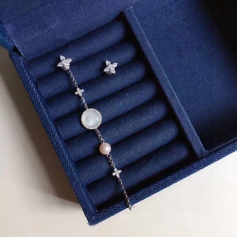 BestValue Apm Earrings 215278