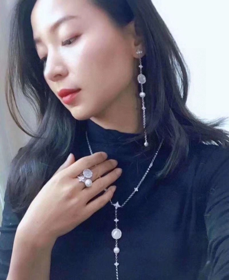 BestValue Apm Earrings 215278