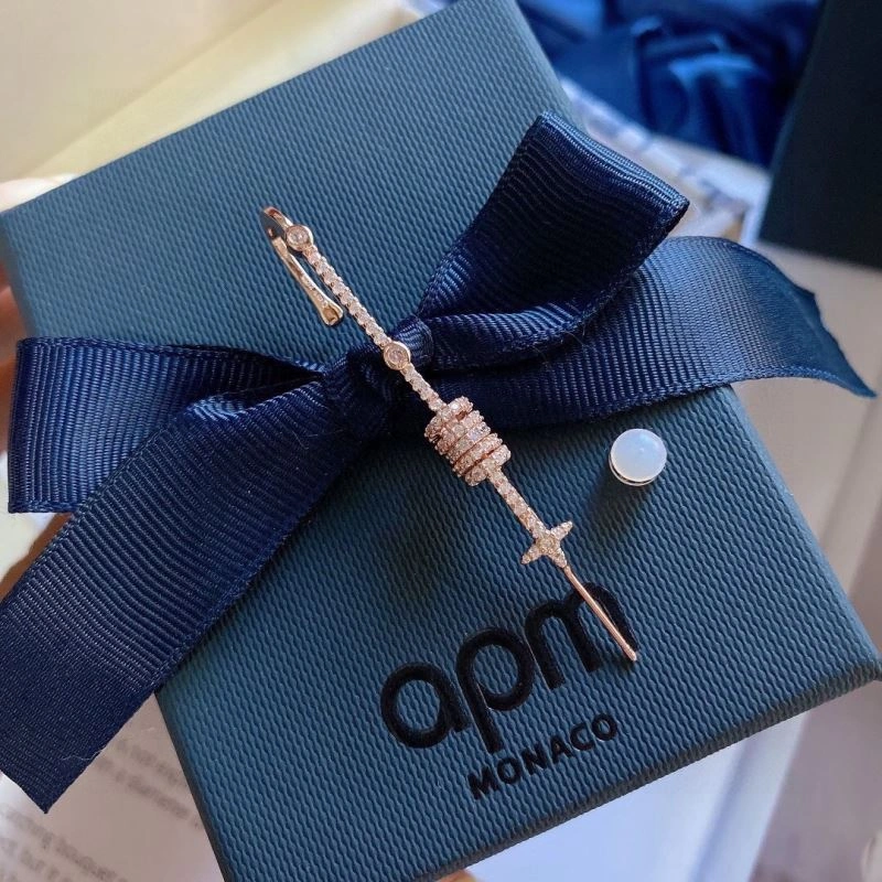 Apm Earrings Snug 215205