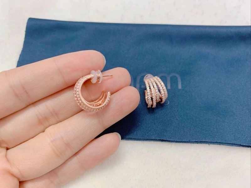 Breathable Apm Earrings 215091