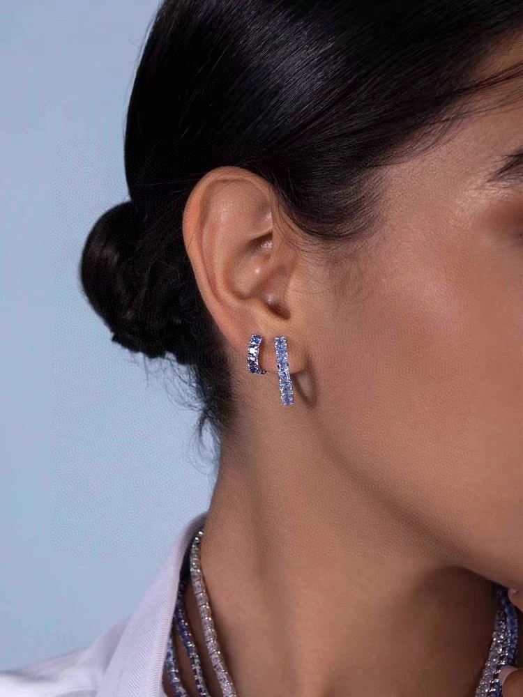 Breathable Apm Earrings 215089