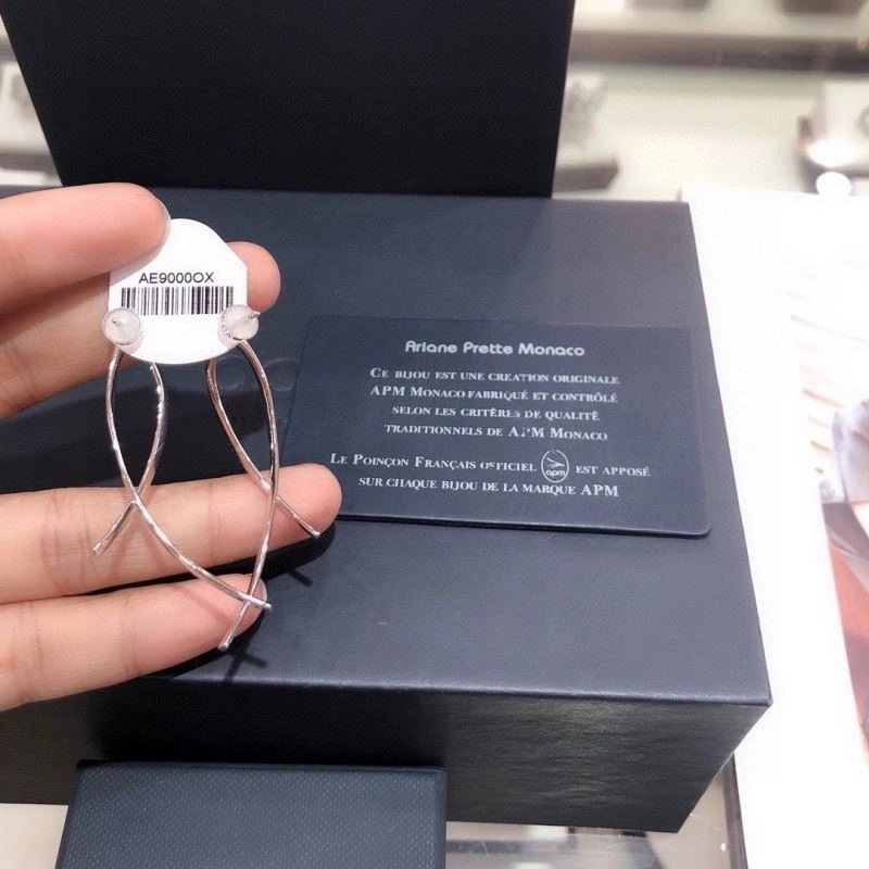 Apm Earrings Breathable 215040