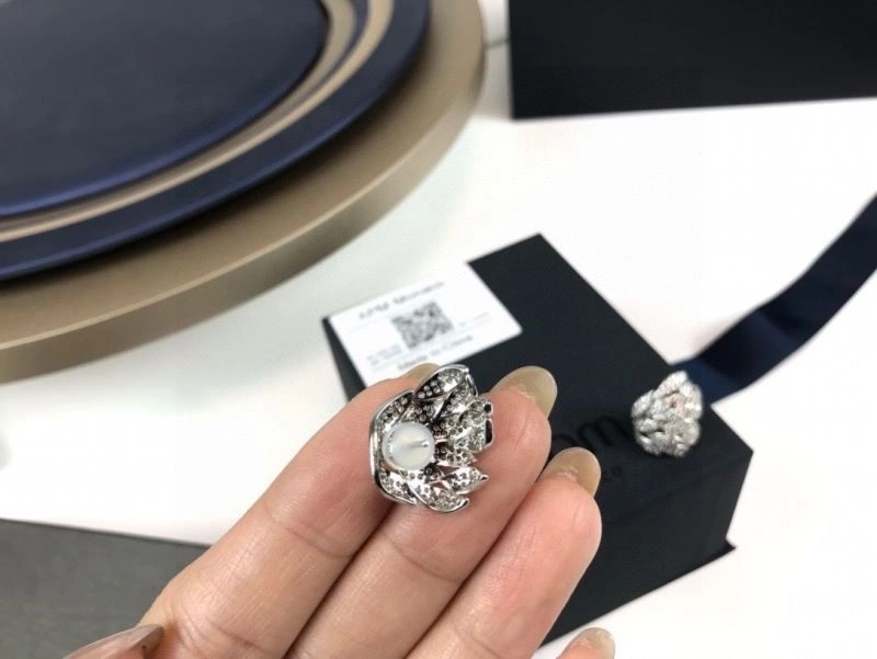Apm Earrings Supportive 215046