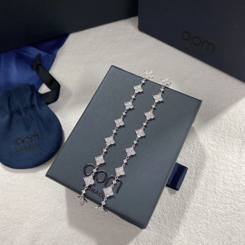 Apm Earrings Attractive 215014