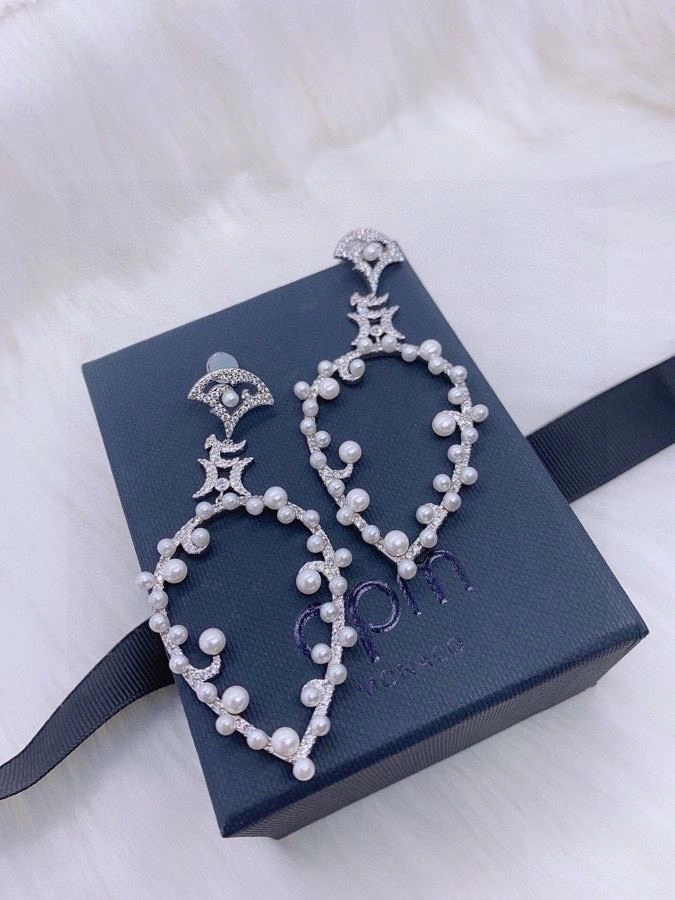 Apm Earrings Breathable 214907