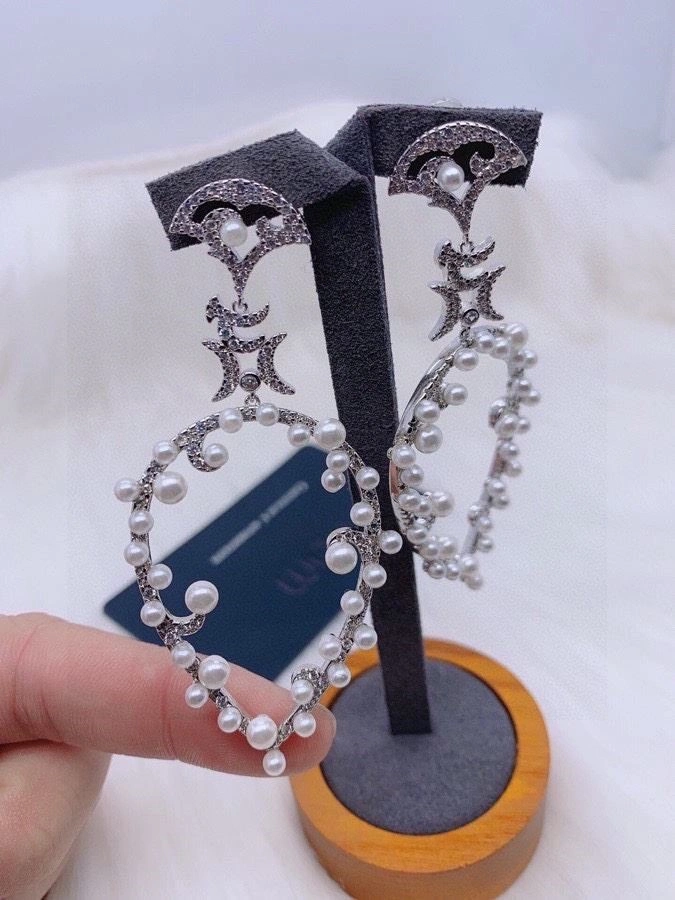 Apm Earrings Breathable 214907