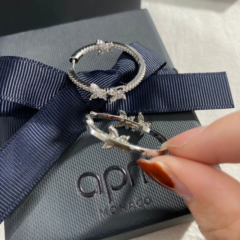 Apm Earrings Tailored 214892