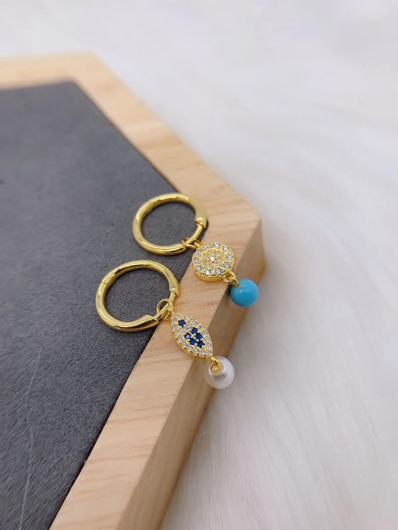 Comfortable Apm Earrings 214873