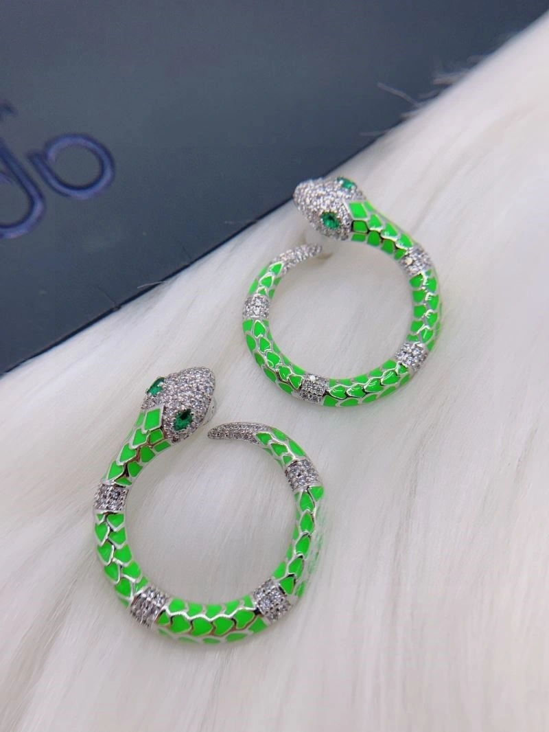 Versatile Apm Earrings 214870