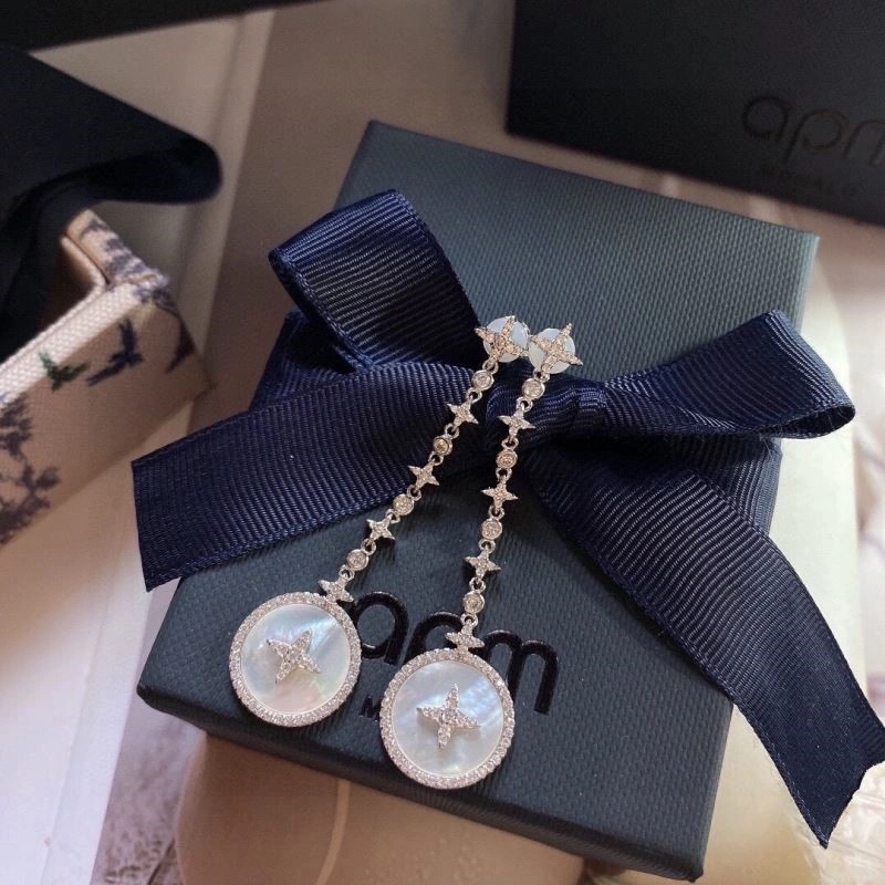 Popular Apm Earrings 214800
