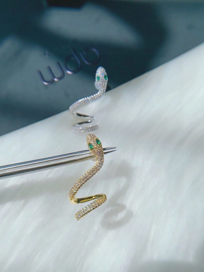 Apm Earrings Trendsetting 214827