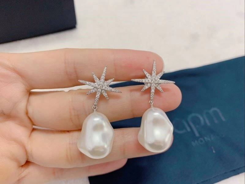 Sporty Apm Earrings 214788