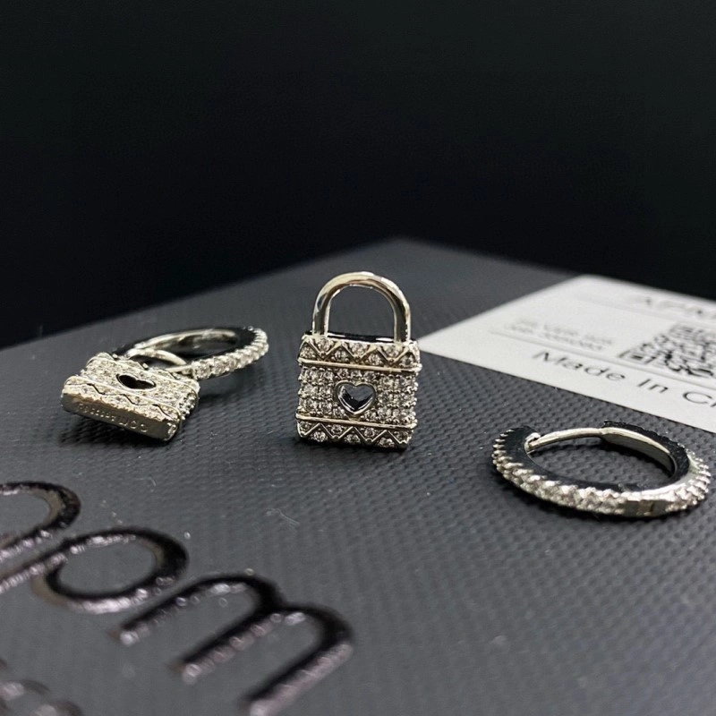 Apm Earrings Resilient 214786