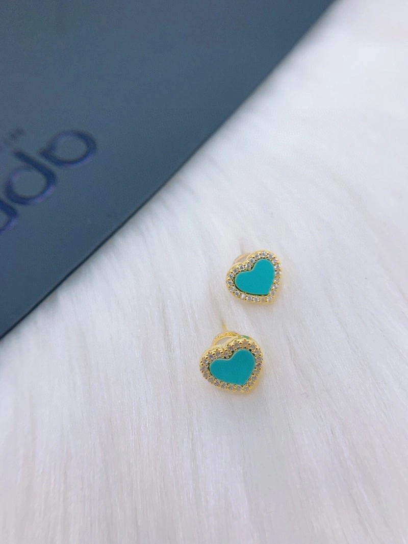 Apm Earrings Snug 214784