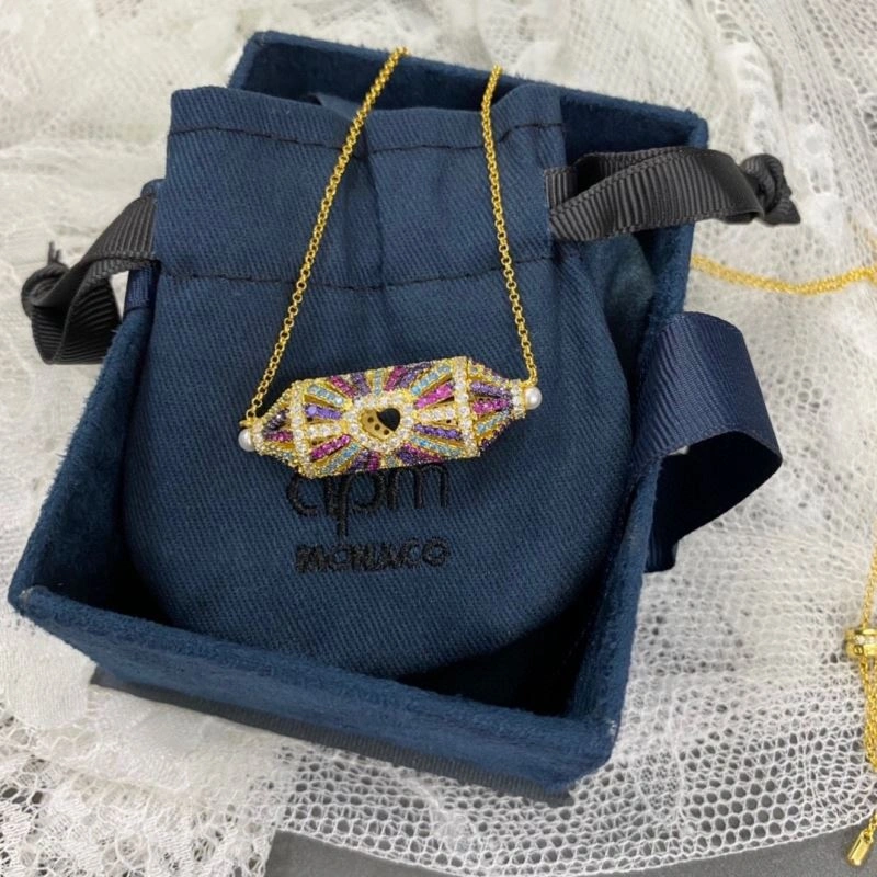 Apm Necklaces Youthful 215381