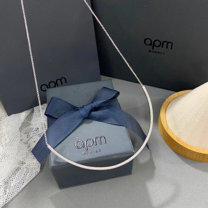 Seasonal Apm Necklaces 215414
