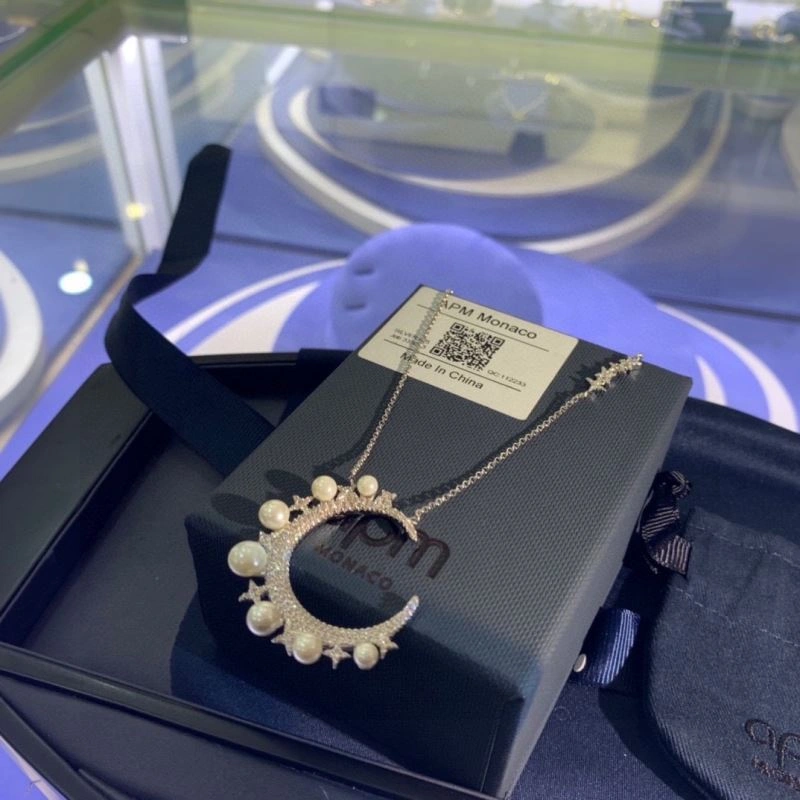 Lightweight Apm Necklaces 215407