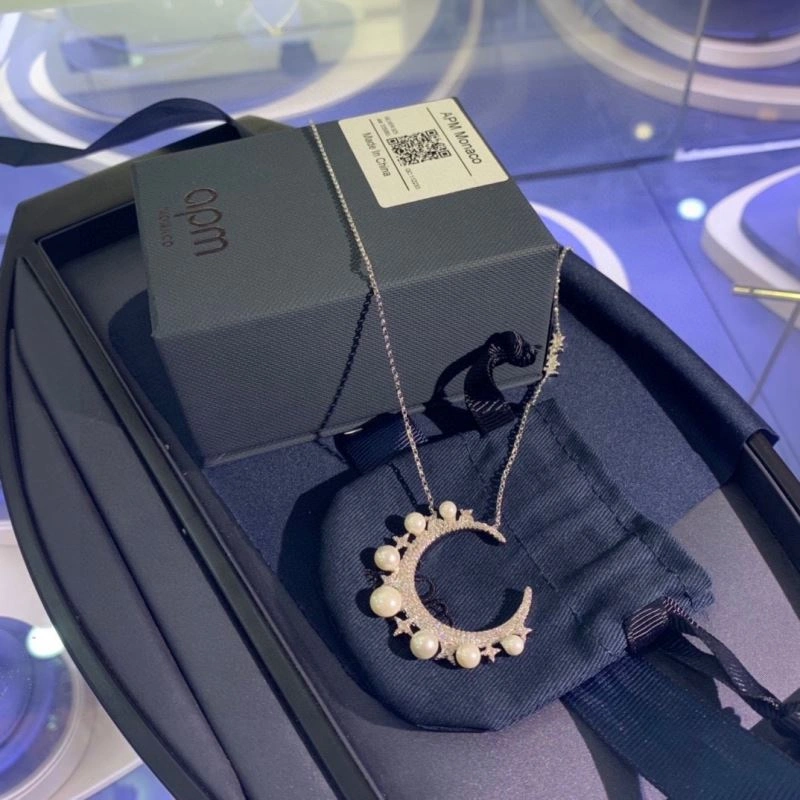 Lightweight Apm Necklaces 215407
