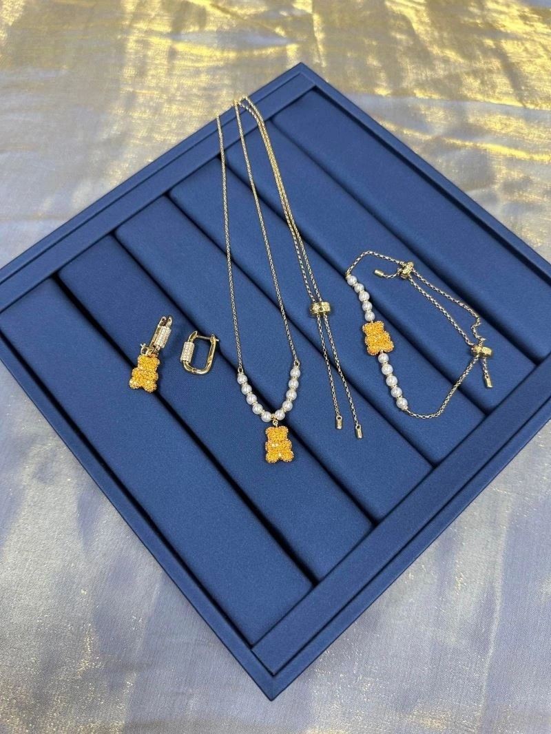 Affordable Apm Necklaces 215358