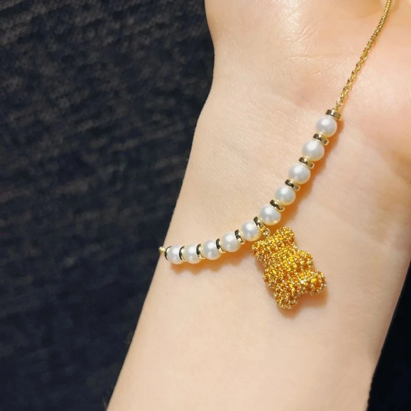 Affordable Apm Necklaces 215358