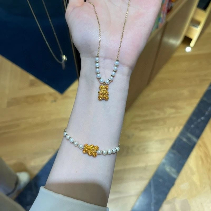Affordable Apm Necklaces 215358