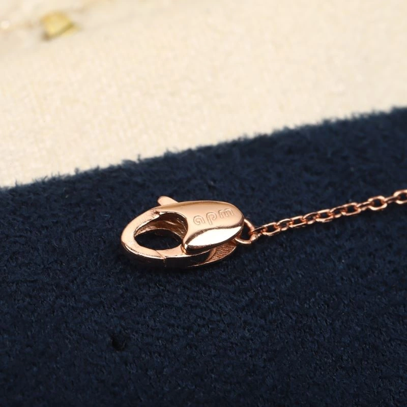 Apm Necklaces Compact 215339