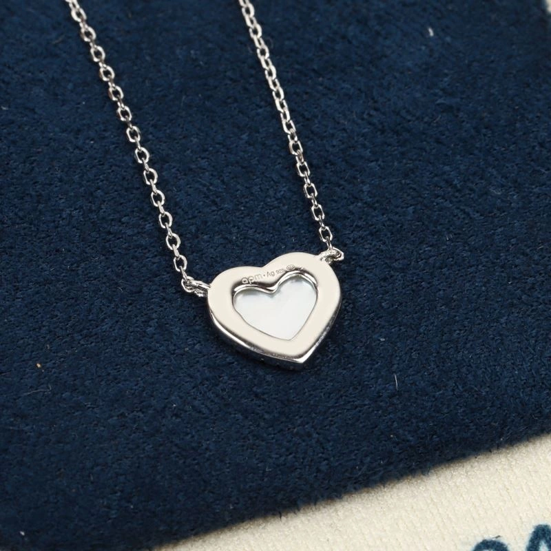 Apm Necklaces Functional 215342
