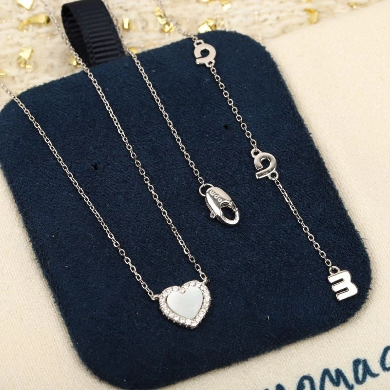 Apm Necklaces Functional 215342